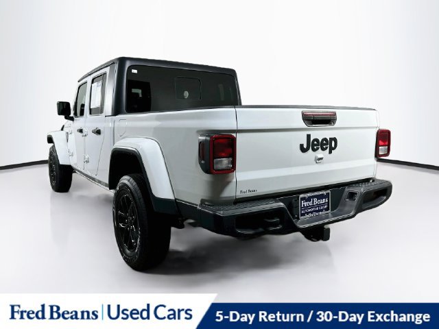 Used 2023 Jeep Gladiator Sport AWD/4WD image 6