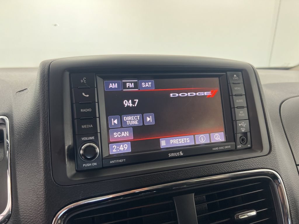 Used 2020 Dodge Grand Caravan SE w/ UConnect Hands-Free Group FWD image 11