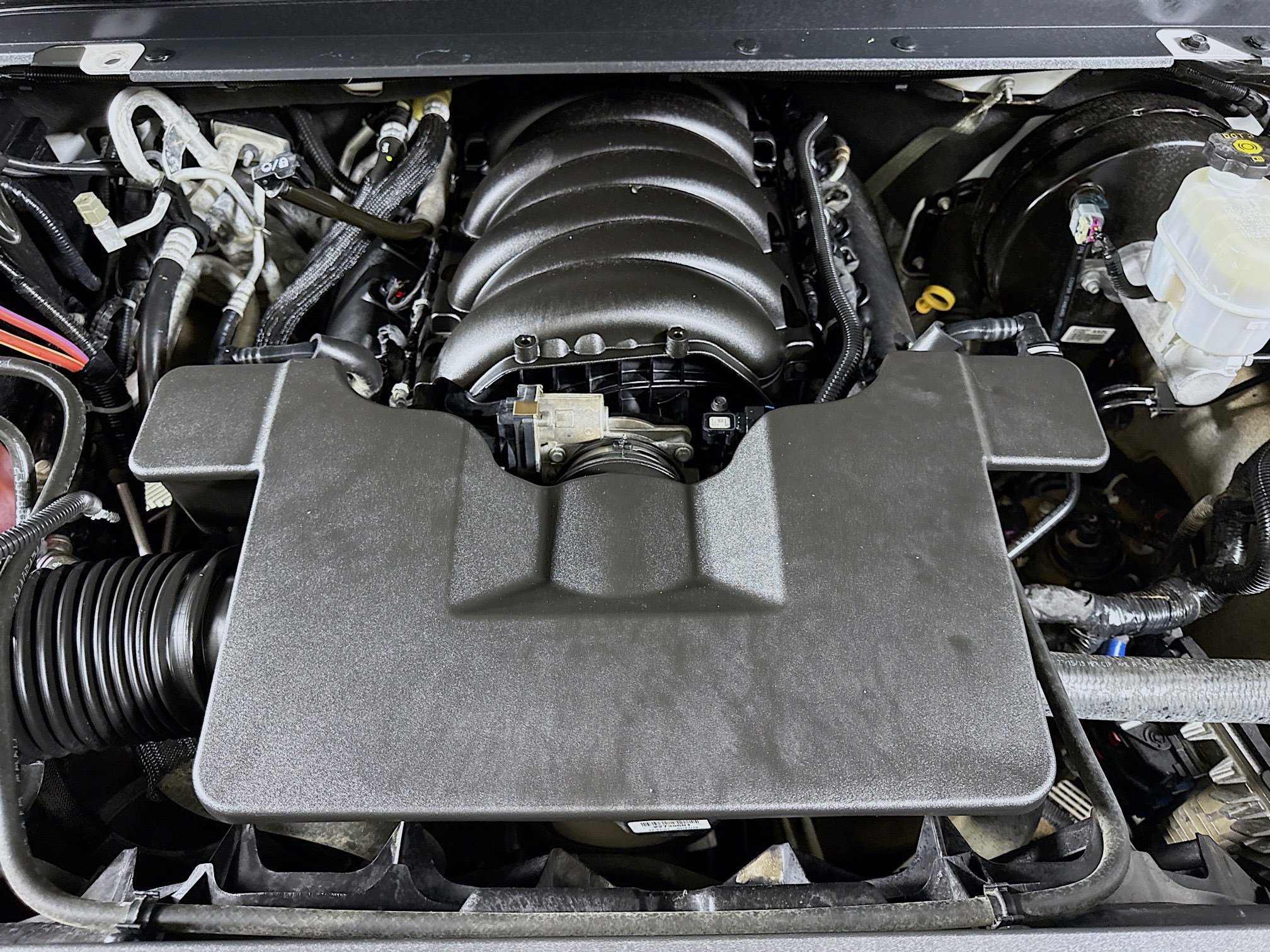 Used 2019 Chevrolet Suburban Premier RWD image 38