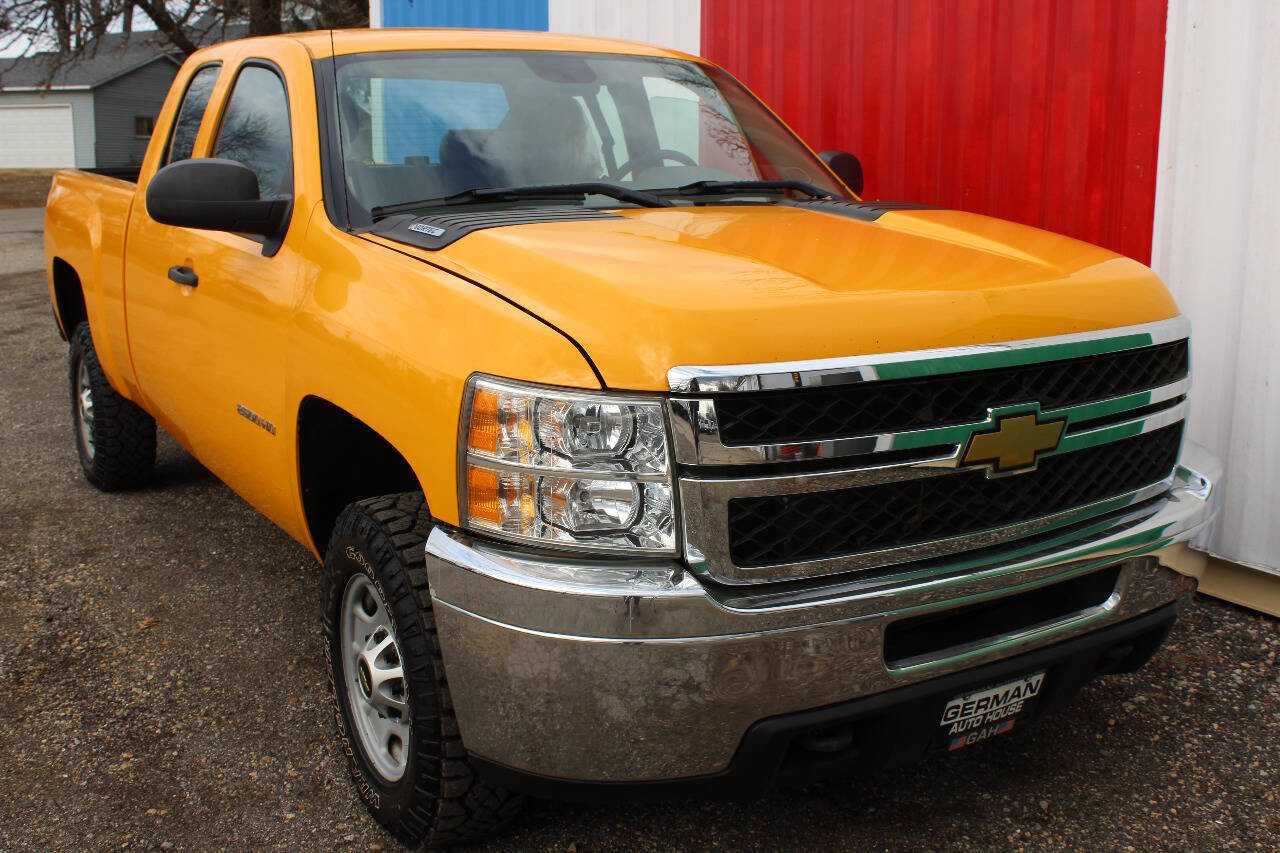 Used 2012 Chevrolet Silverado 2500 W/T image 4