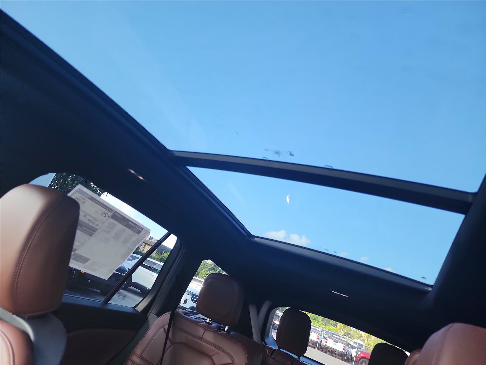New 2027 Lincoln Aviator Reserve w/ Jet Appearance Package RWD image 16