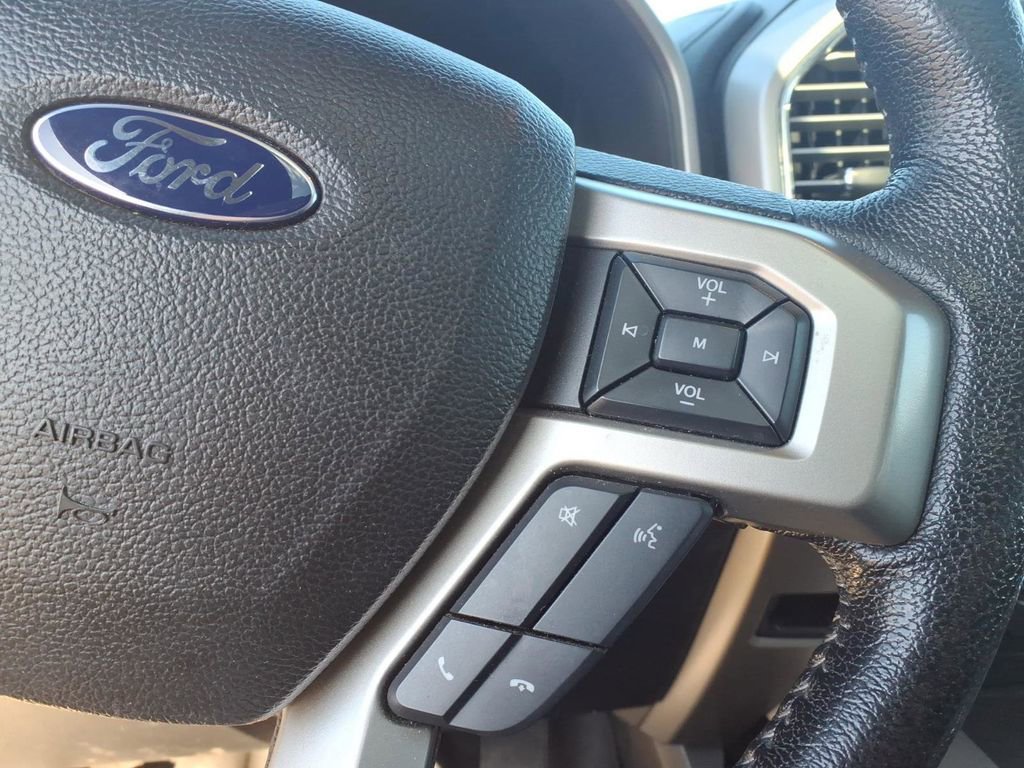 Used 2016 Ford F150 Lariat image 16
