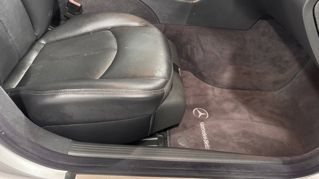 Used 2004 Mercedes-Benz E 320 4MATIC Sedan image 18