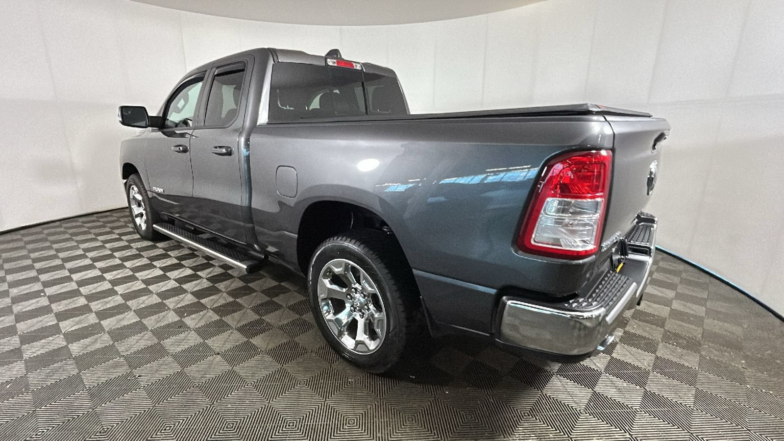 Used 2022 RAM 1500 Big Horn RWD image 5