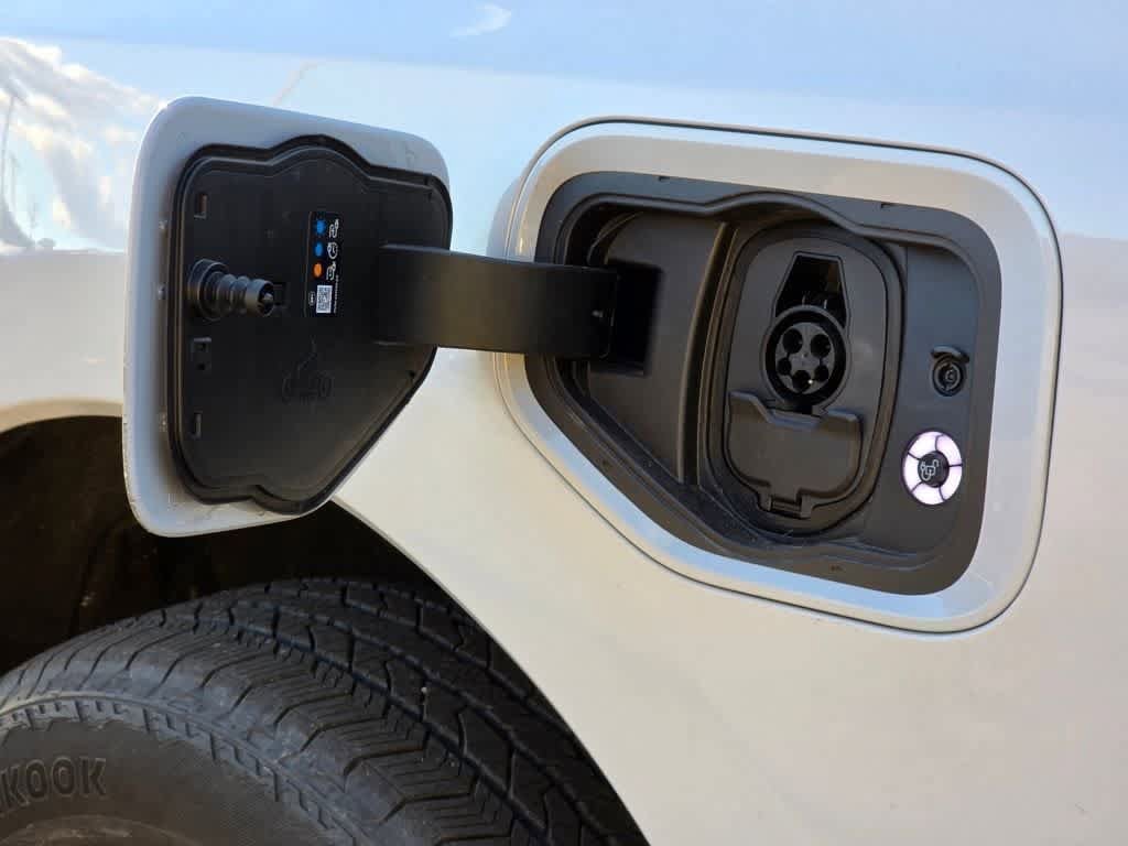 New 2025 Ford F150 Lightning Flash image 8