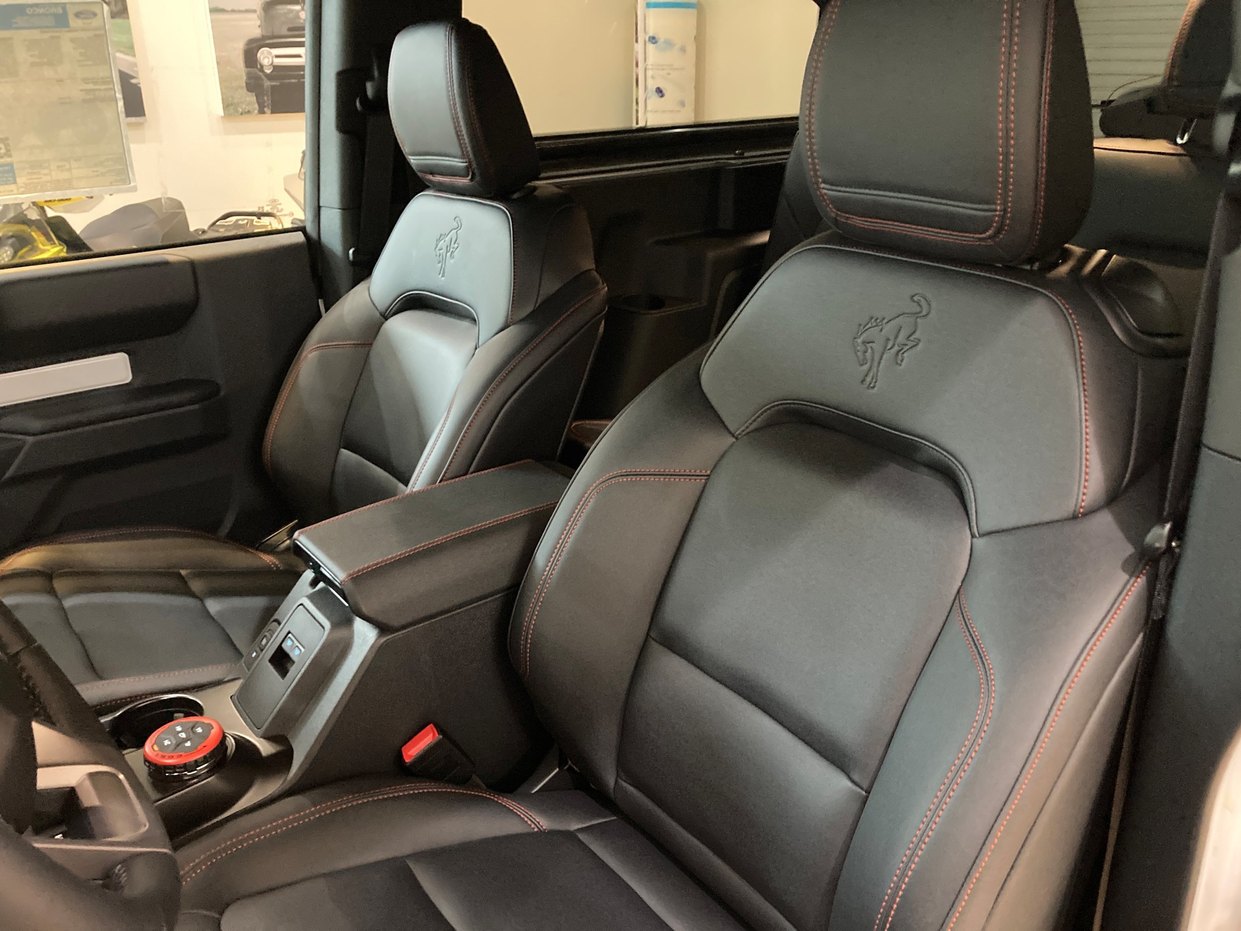 Used 2025 Ford Bronco Stroppe Edition AWD/4WD image 8