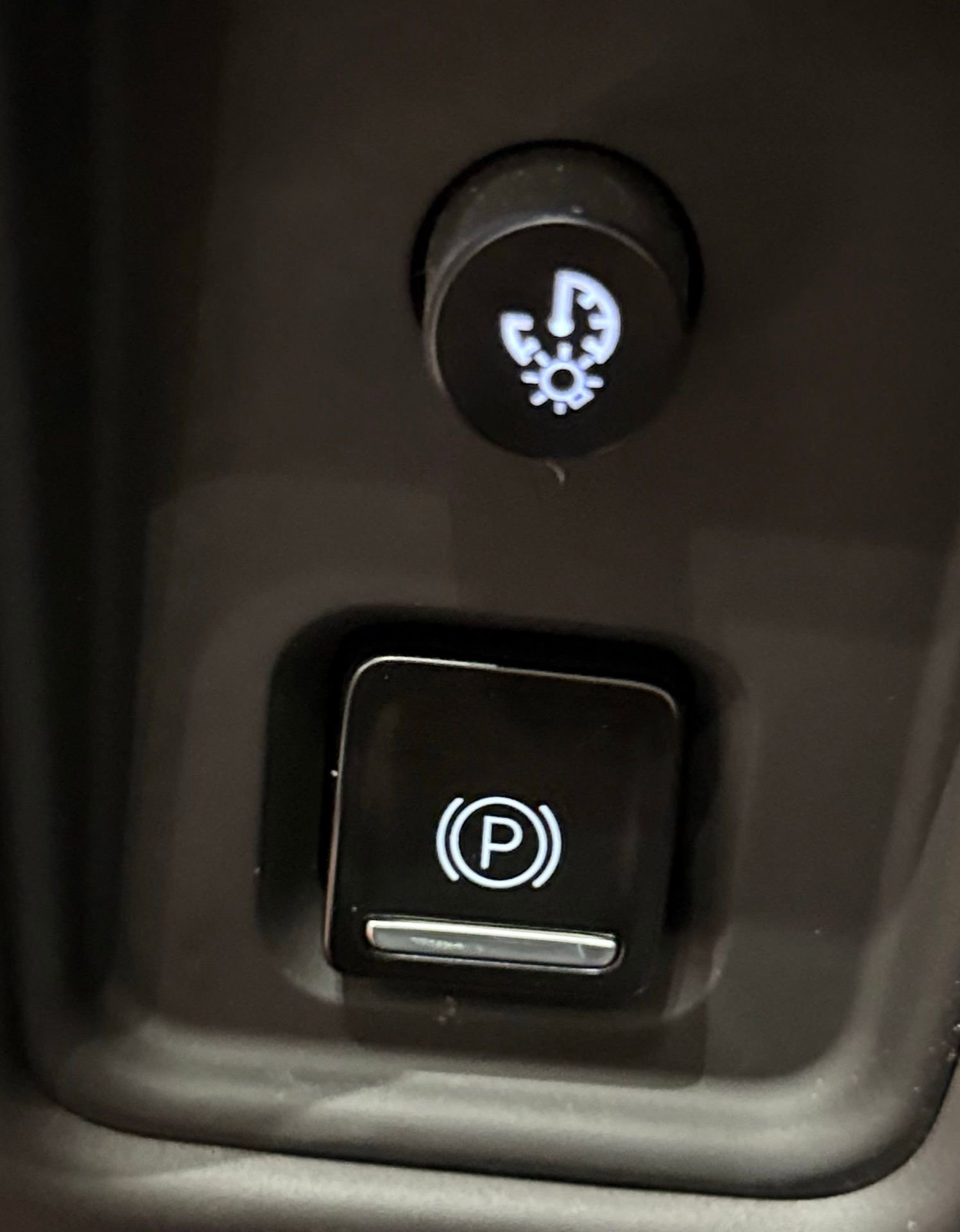 Used 2020 Chevrolet Corvette Stingray Premium Cpe w/ 3LT Preferred Equipment Group image 53