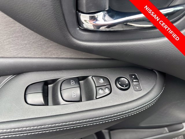 Certified 2023 Nissan Murano SV w/ SV Midnight Edition Package AWD/4WD image 17