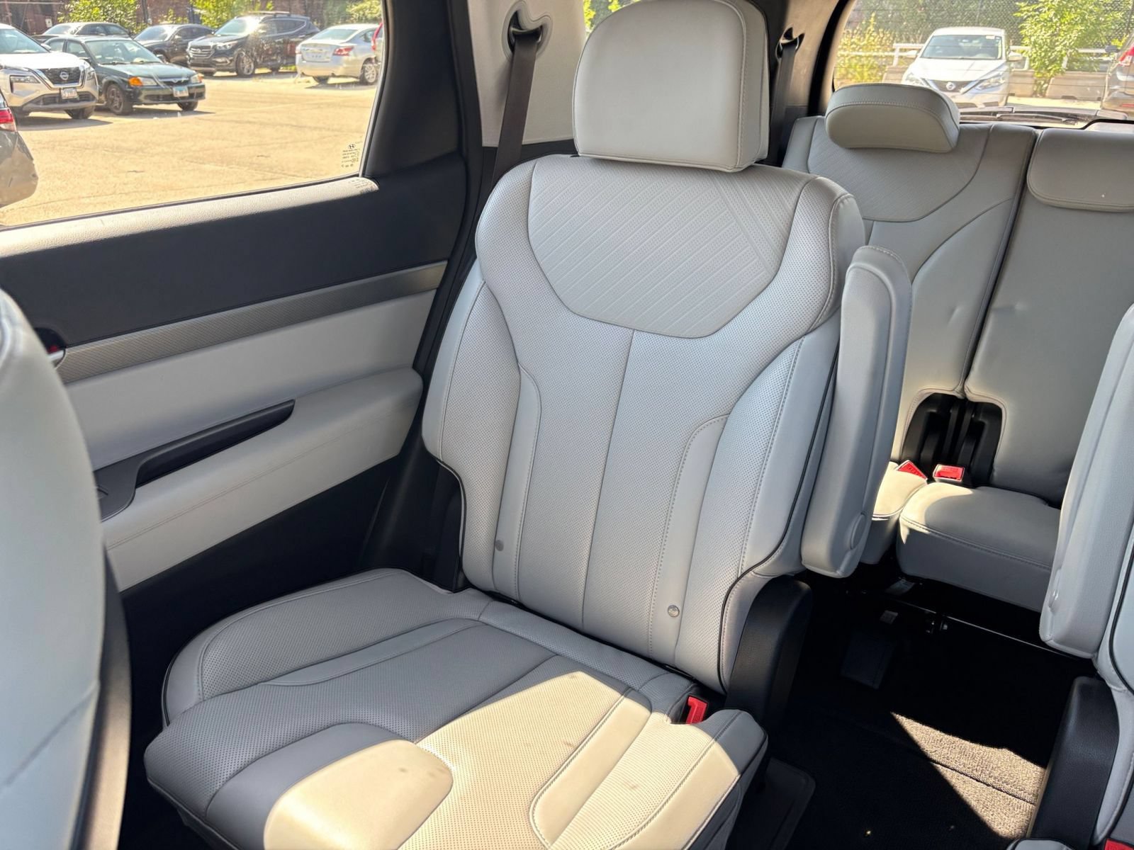 Used 2025 Hyundai Palisade SEL FWD image 42