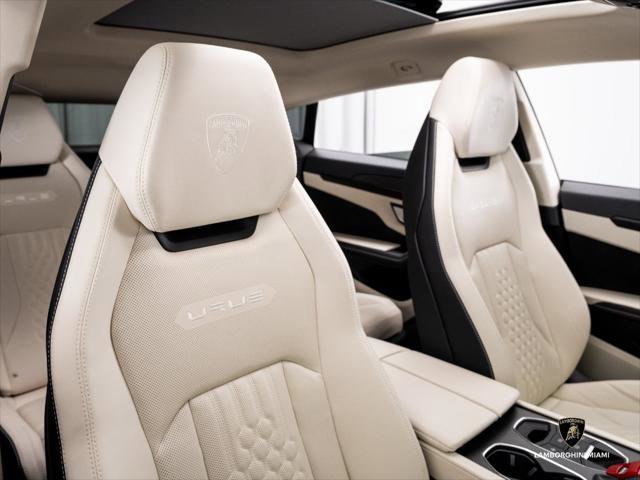 Used 2024 Lamborghini Urus S AWD/4WD image 31
