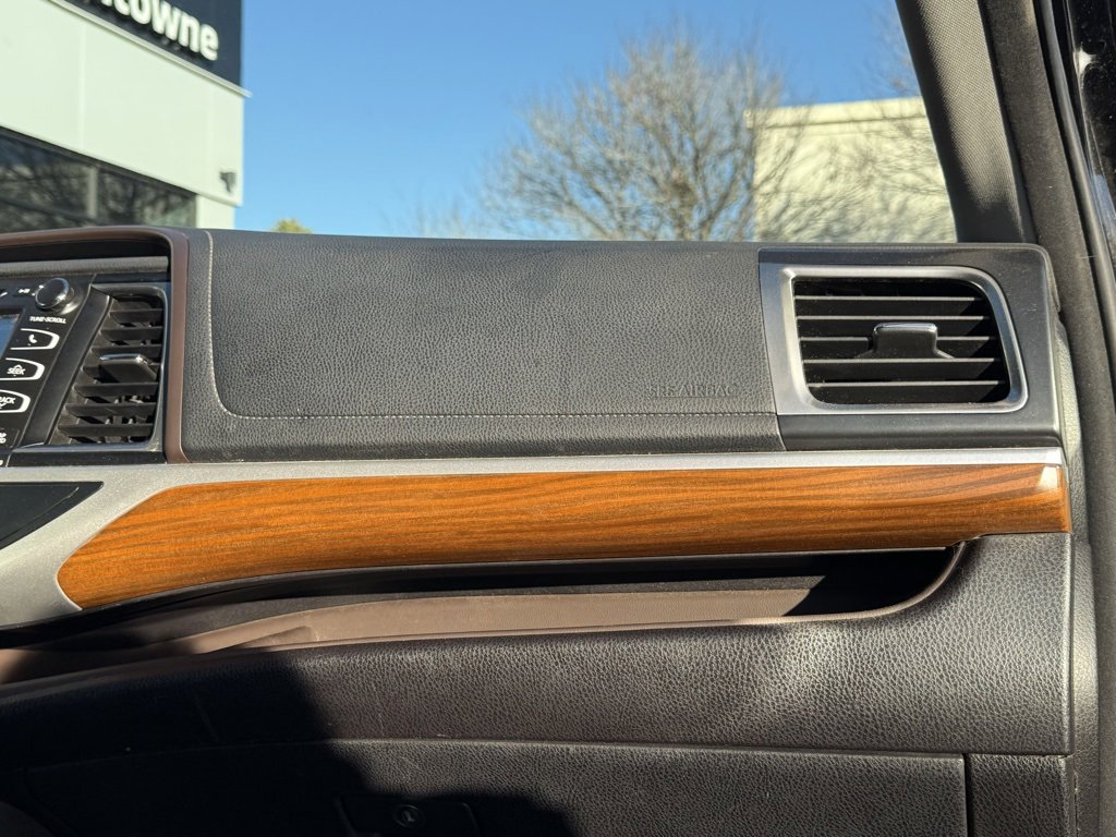 Used 2018 Toyota Highlander Limited image 29