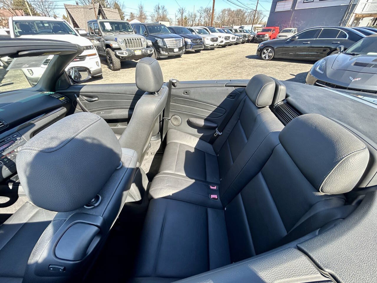 Used 2011 BMW 128i Convertible RWD image 11