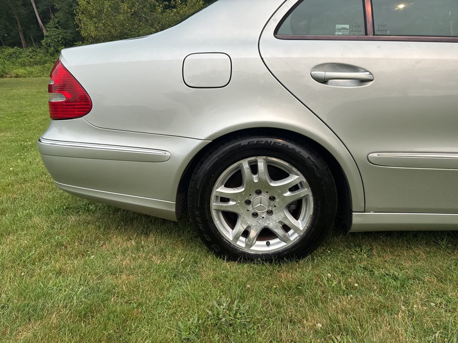 Used 2004 Mercedes-Benz E 320 4MATIC Sedan image 30
