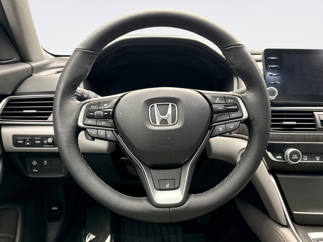 Used 2020 Honda Accord Touring image 12