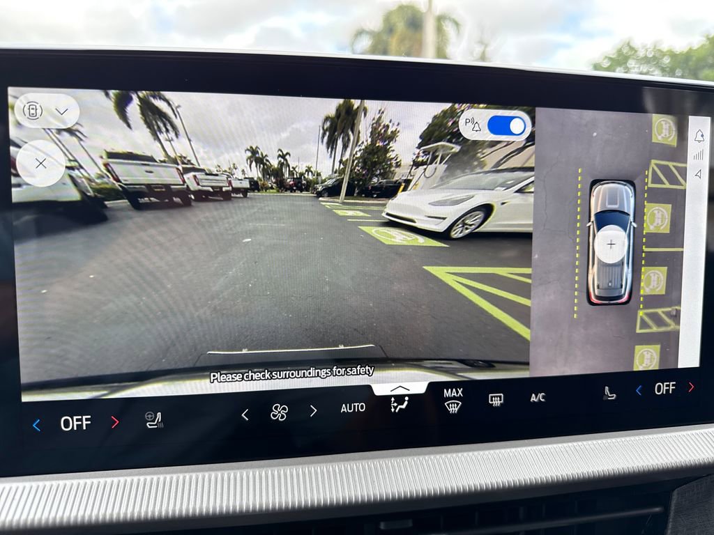 New 2026 Ford Explorer Platinum image 26