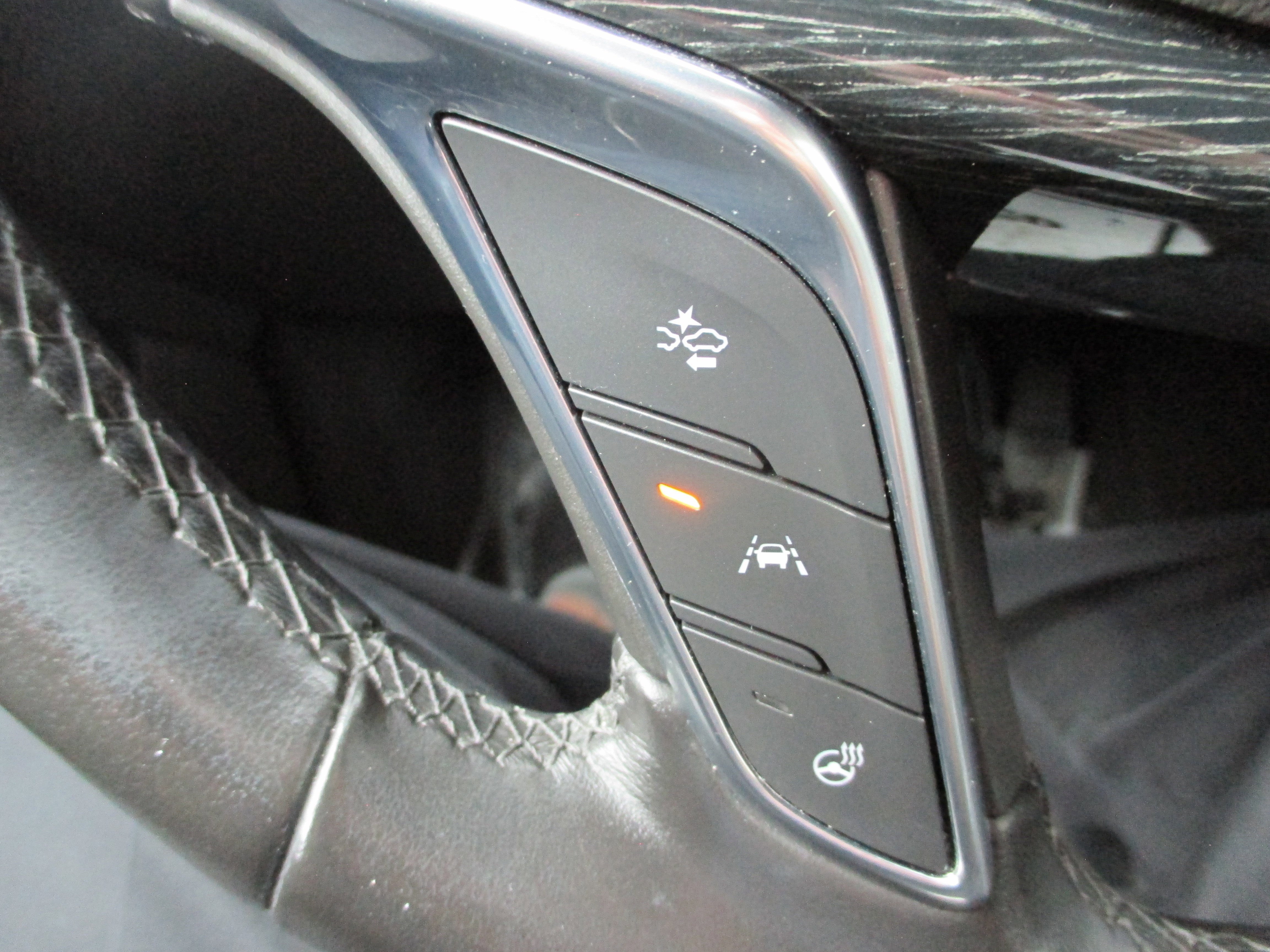 Used 2020 Cadillac XT5 Premium Luxury FWD image 26