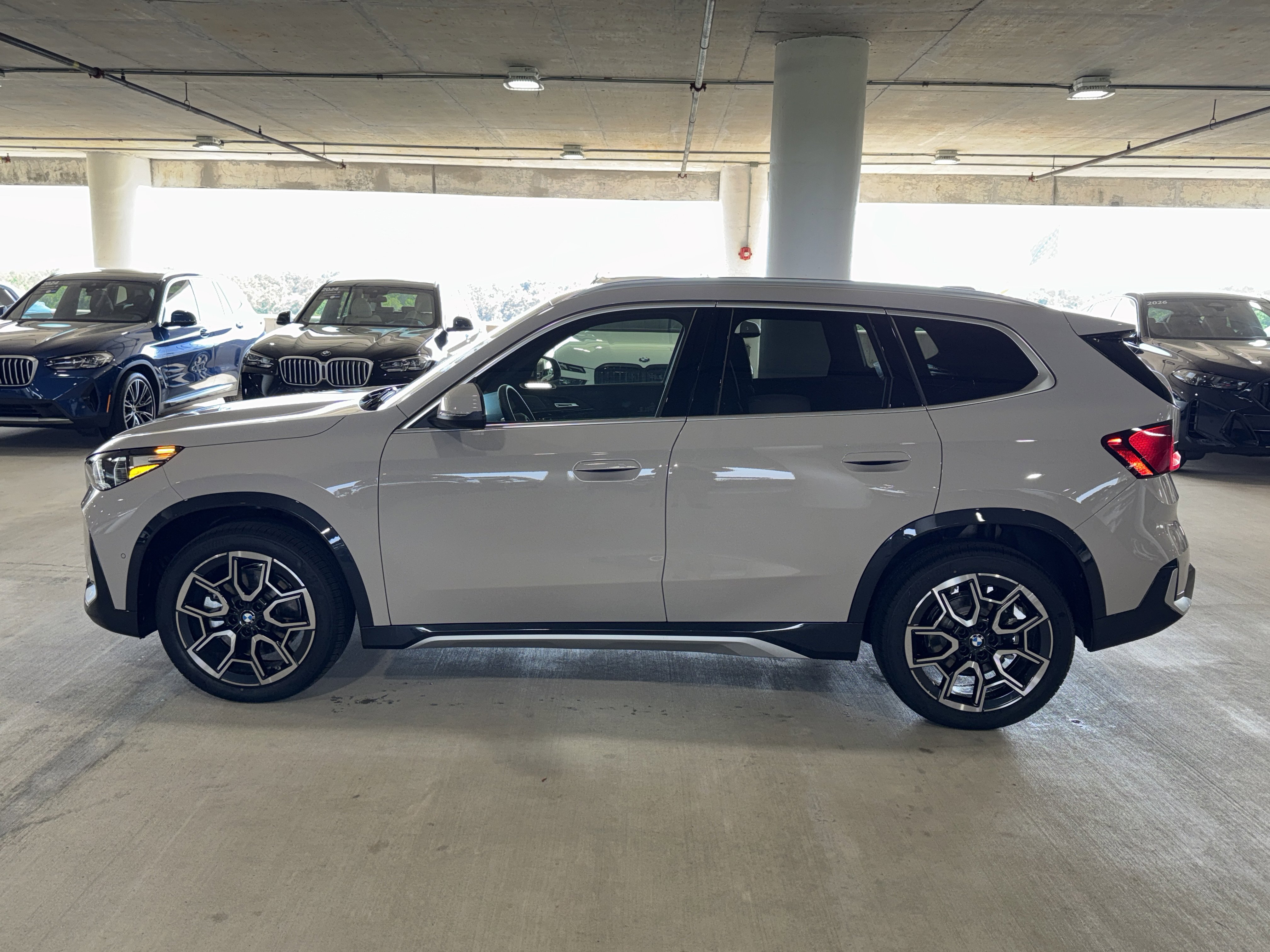 New 2026 BMW X1 xDrive28i w/ Convenience Package image 4