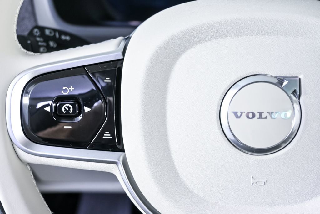 New 2026 Volvo XC90 B6 Ultra w/ Protection Package Premier AWD/4WD image 10