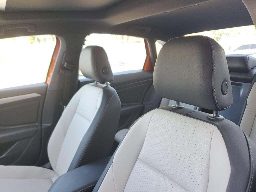 Certified 2020 Volkswagen Jetta R-Line FWD image 22