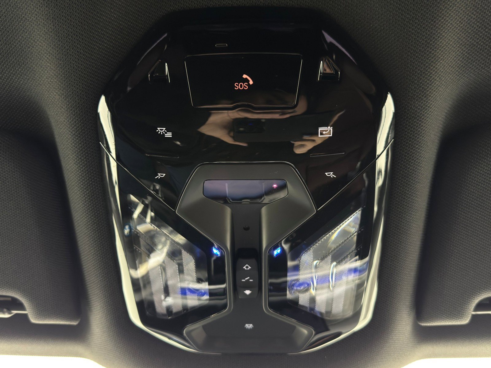 Used 2023 BMW i7 xDrive60 w/ Executive Package 2 image 38