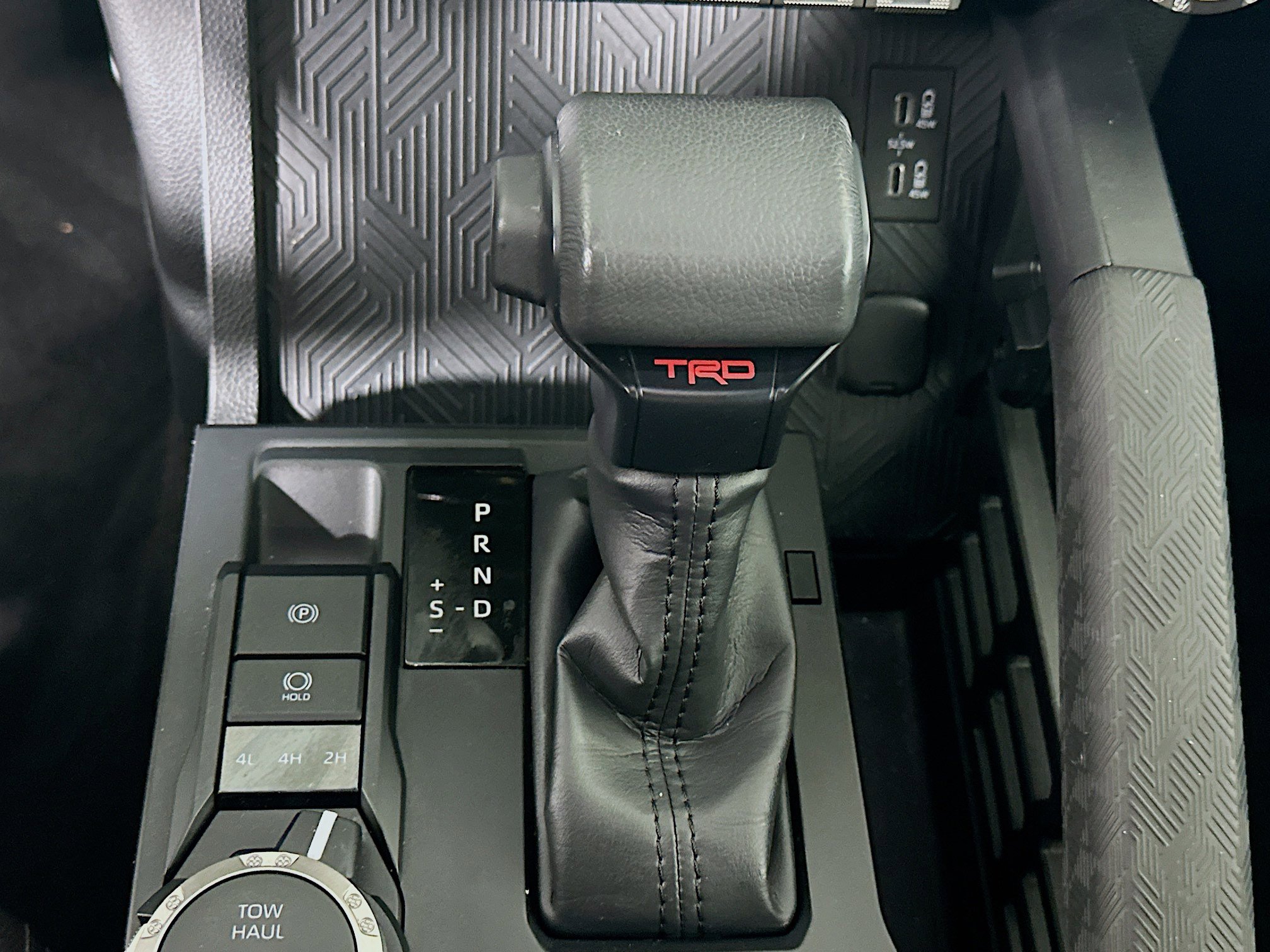 Used 2025 Toyota Tacoma TRD Sport image 24