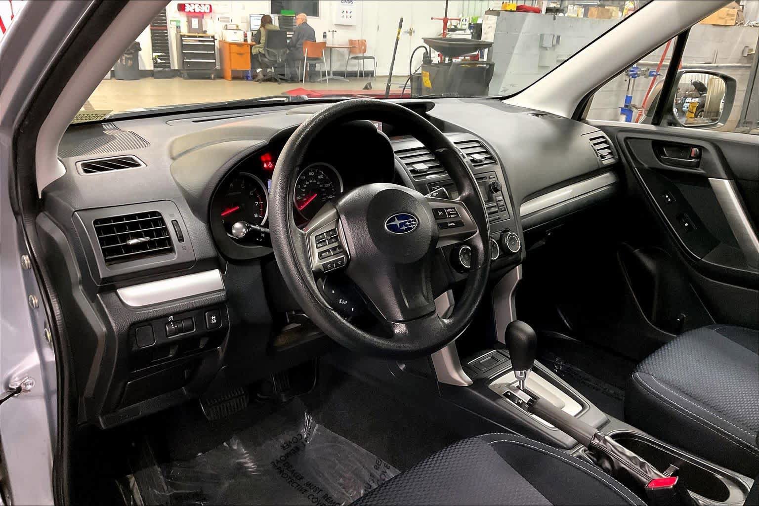 Used 2015 Subaru Forester 2.5i w/ Alloy Wheel Package AWD/4WD image 17