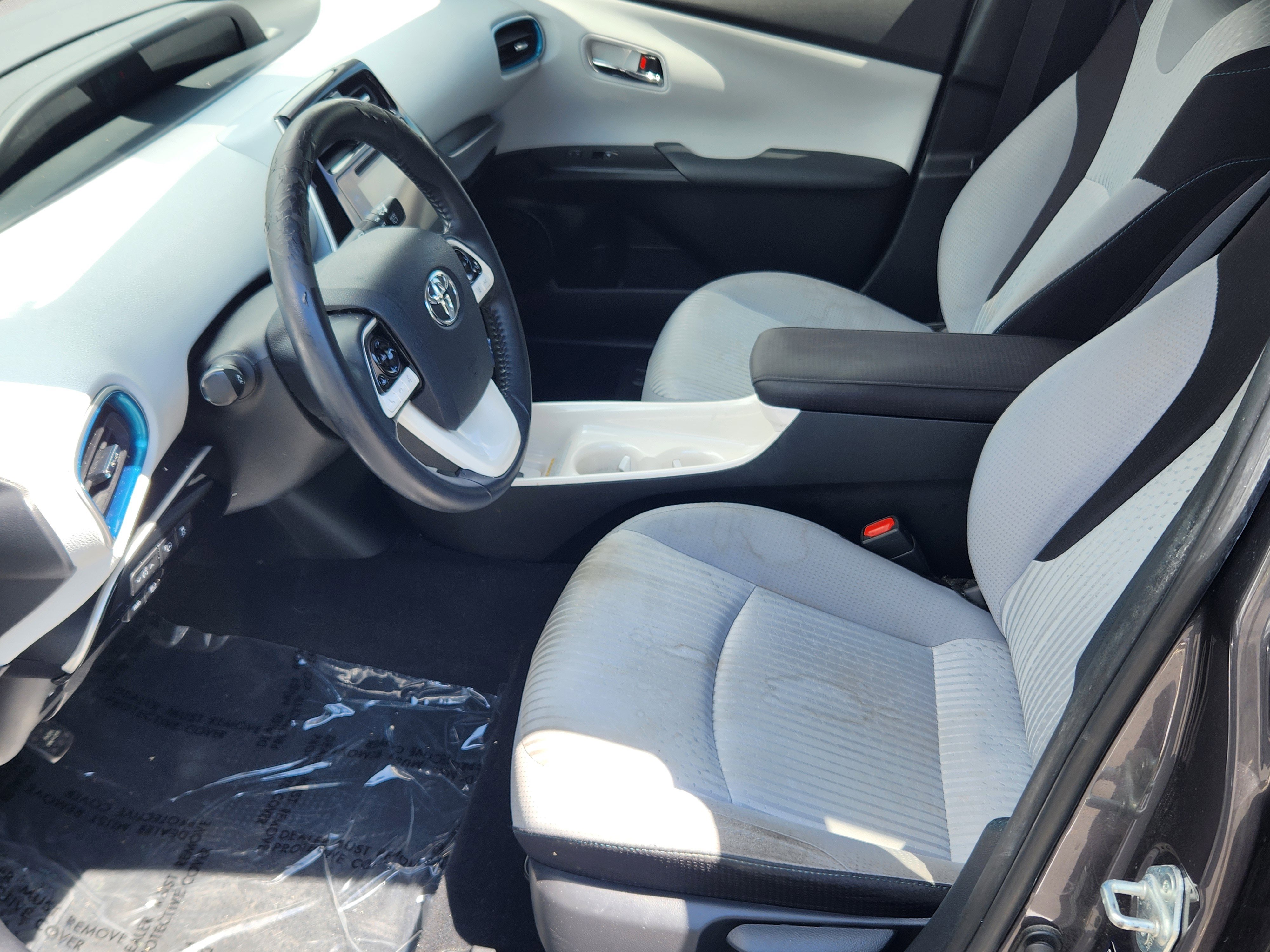 Used 2018 Toyota Prius Three w/ Advanced Technology Package FWD image 13