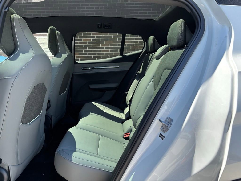 New 2026 Volvo EX30 Plus w/ Climate Package AWD/4WD image 16