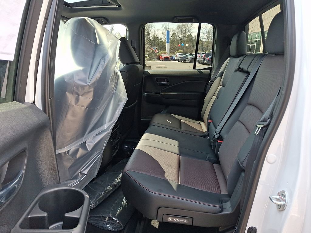 New 2026 Honda Ridgeline Black Edition image 6