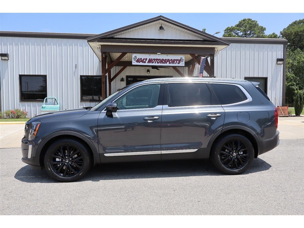 Used 2020 Kia Telluride SX FWD image 2