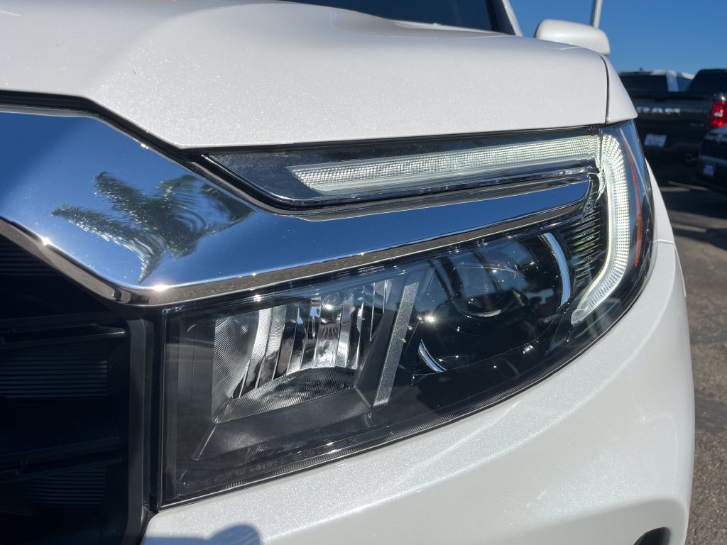 Used 2025 Honda Passport EX-L image 35