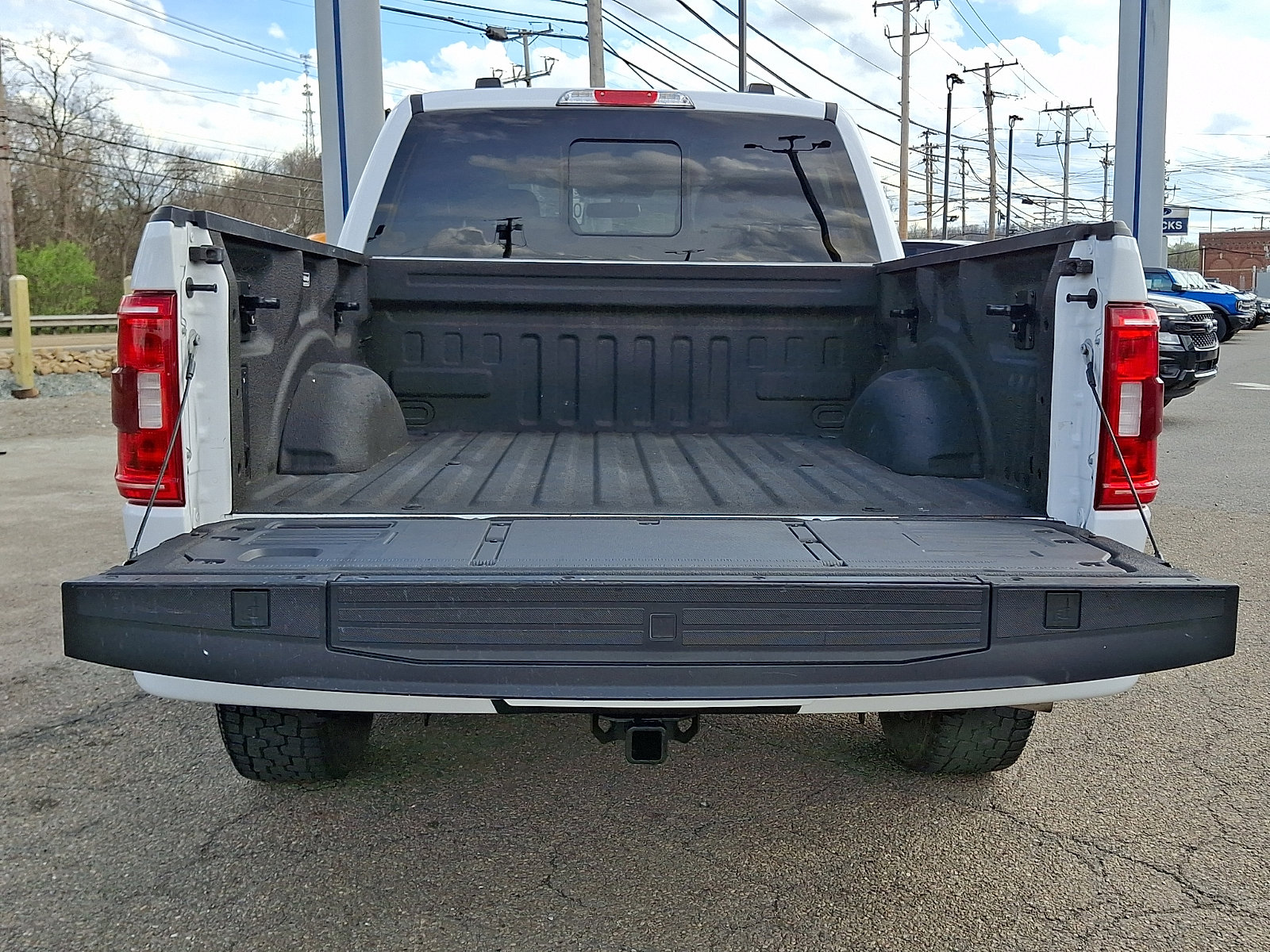 Certified 2022 Ford F150 XLT w/ Equipment Group 302A High image 27