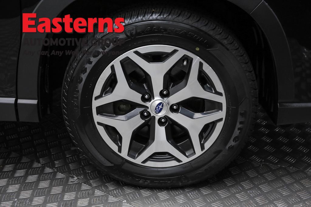 Used 2023 Subaru Forester Premium image 35