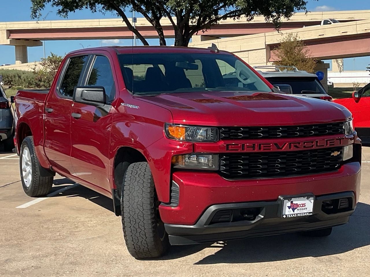 Used 2020 Chevrolet Silverado 1500 Custom w/ Custom Value Package RWD image 3