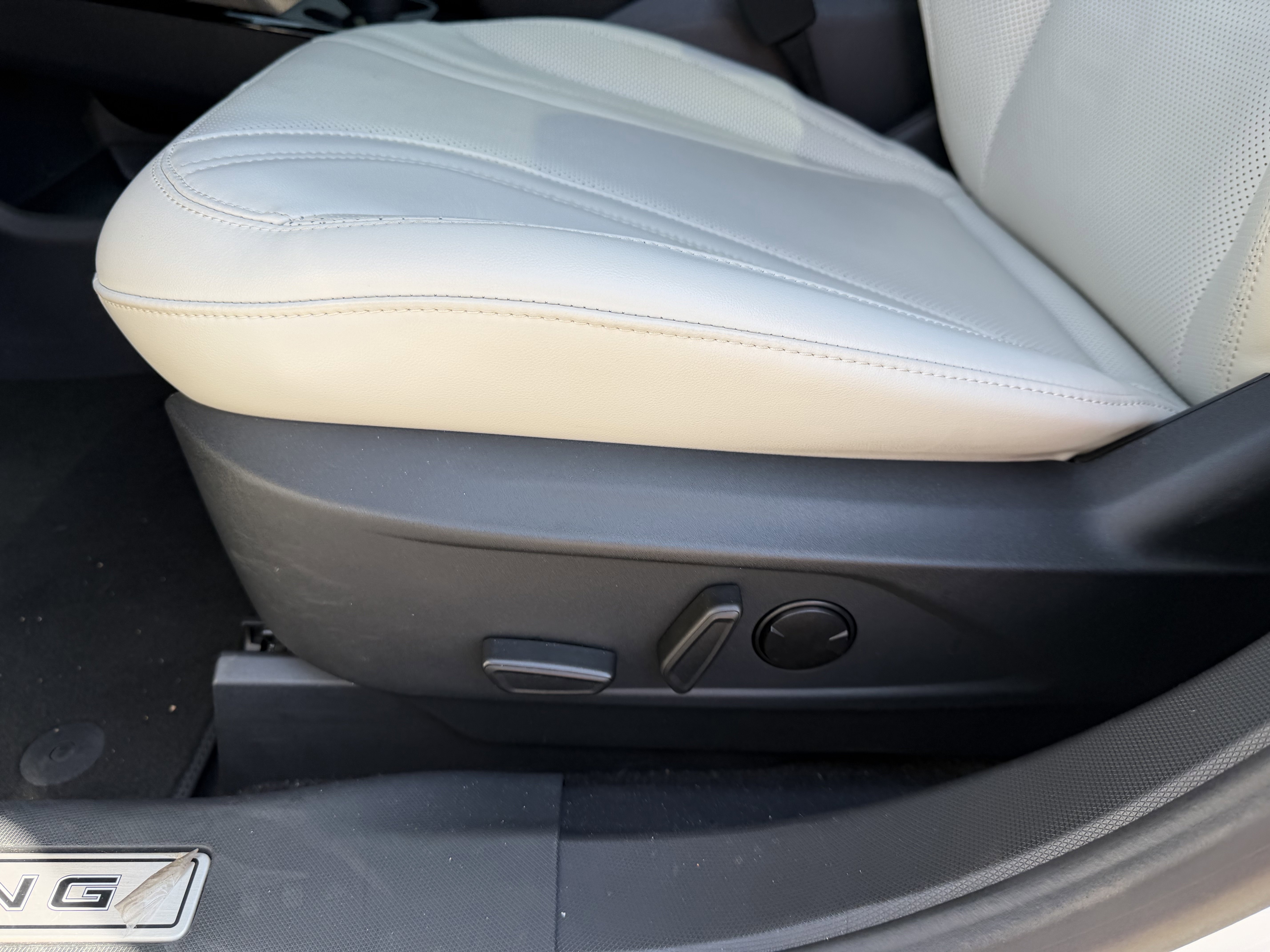 Certified 2022 Ford Mustang Mach-E Premium RWD image 29