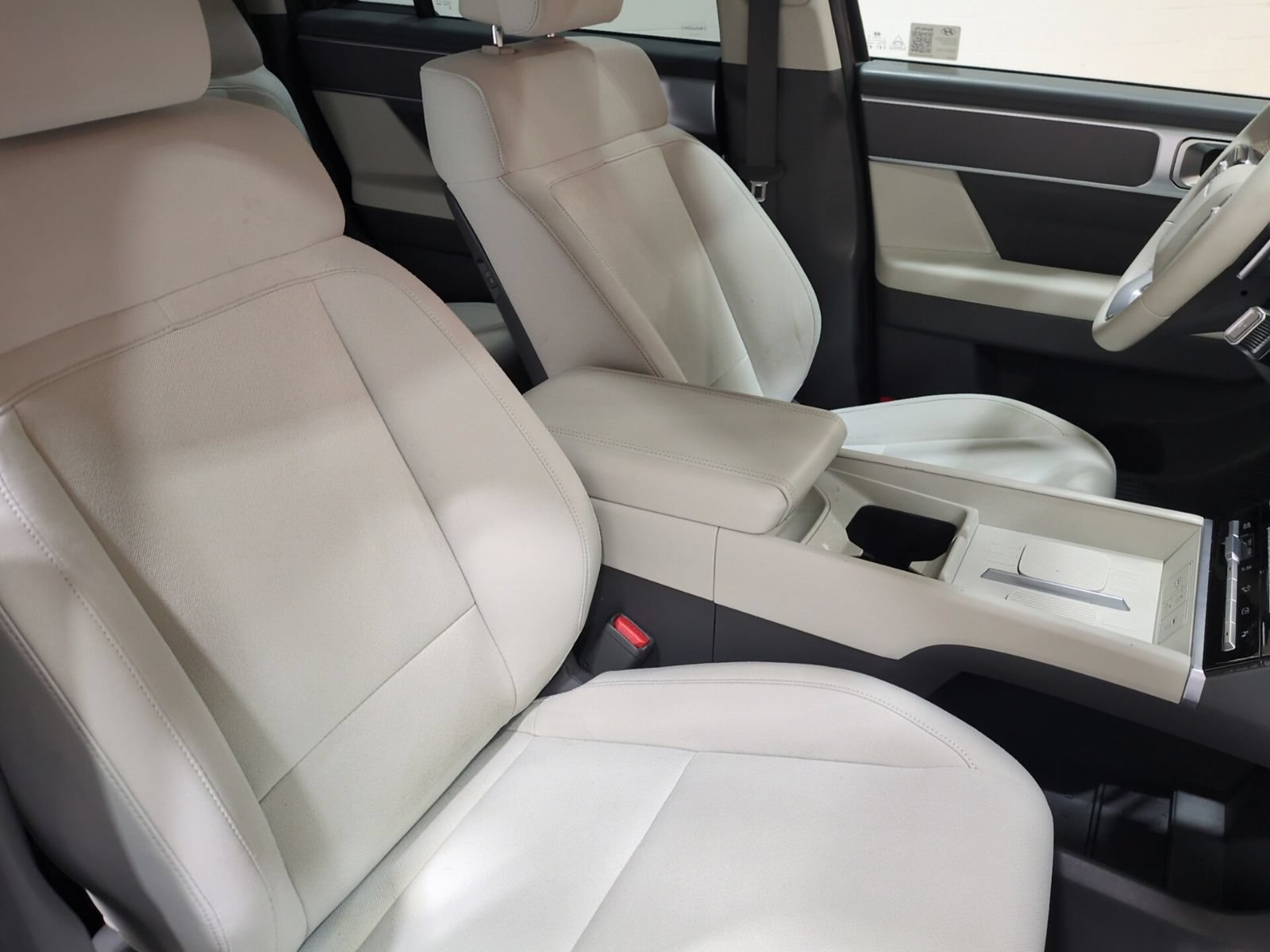 Certified 2024 Hyundai Santa Fe SE FWD image 10