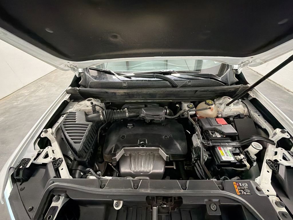 Certified 2021 GMC Acadia SLE image 27