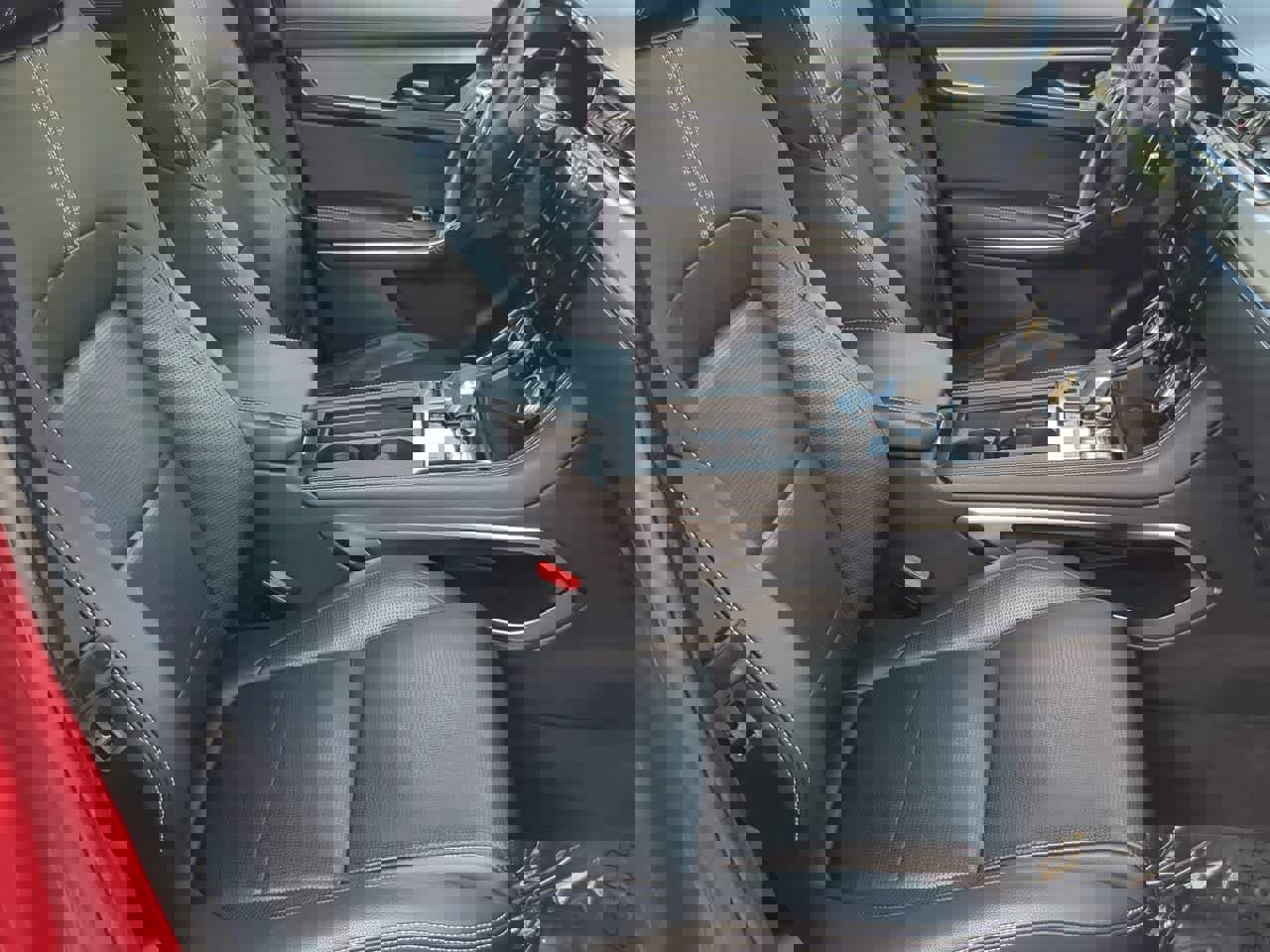 Used 2024 Jaguar F-PACE R-Dynamic S image 23