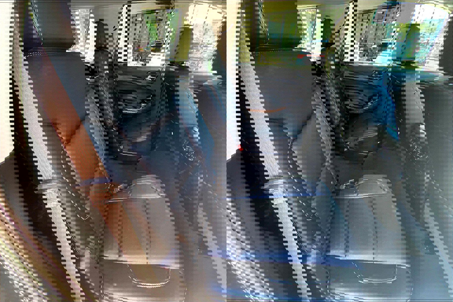 Used 2019 Chevrolet Tahoe Premier w/ RST 6.2L Performance Edition image 28