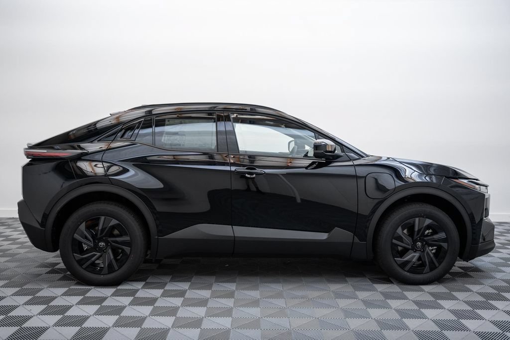 New 2026 Toyota C-HR w/ Cold Weather Package AWD/4WD image 4