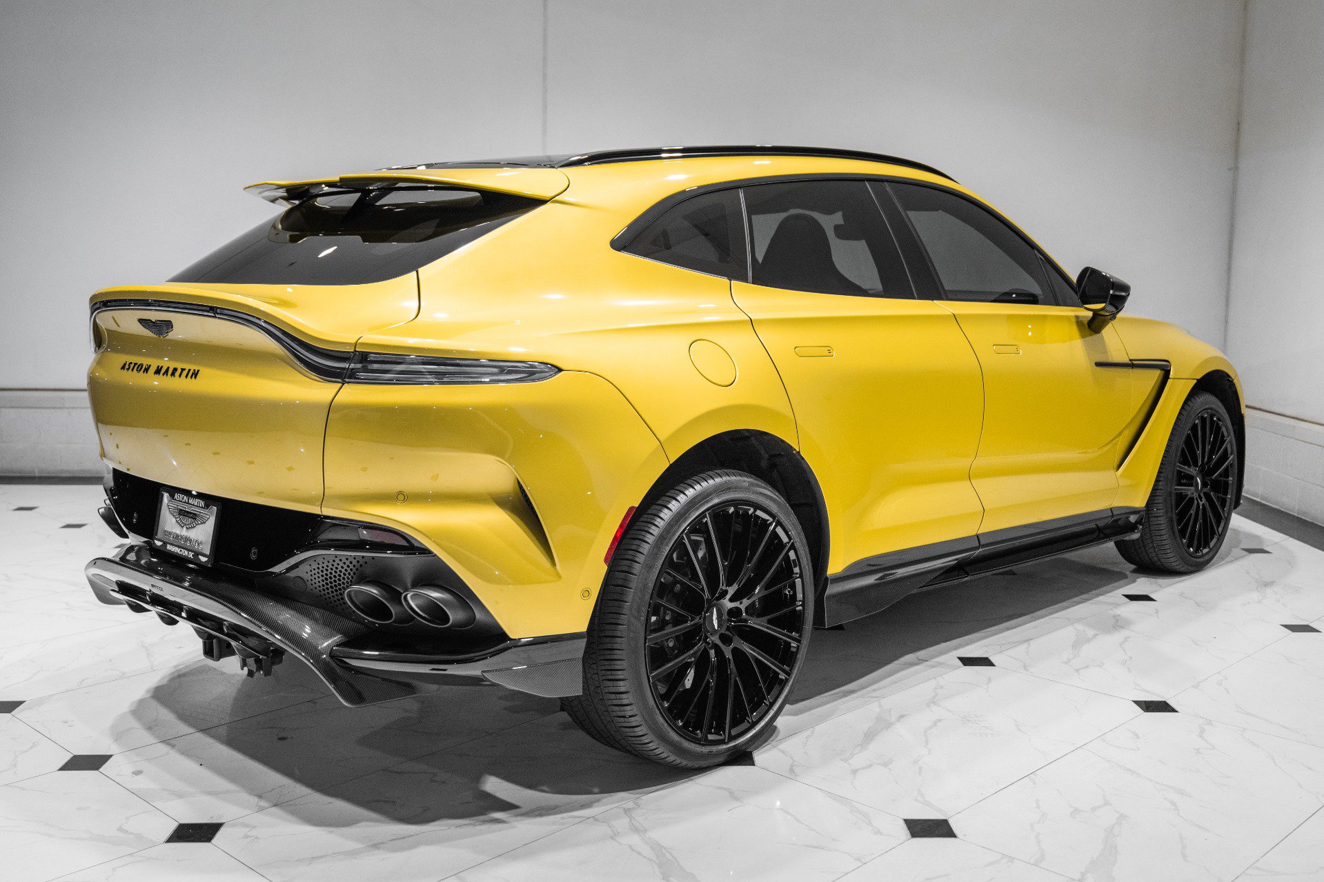 Used 2025 Aston Martin DBX 707 image 51
