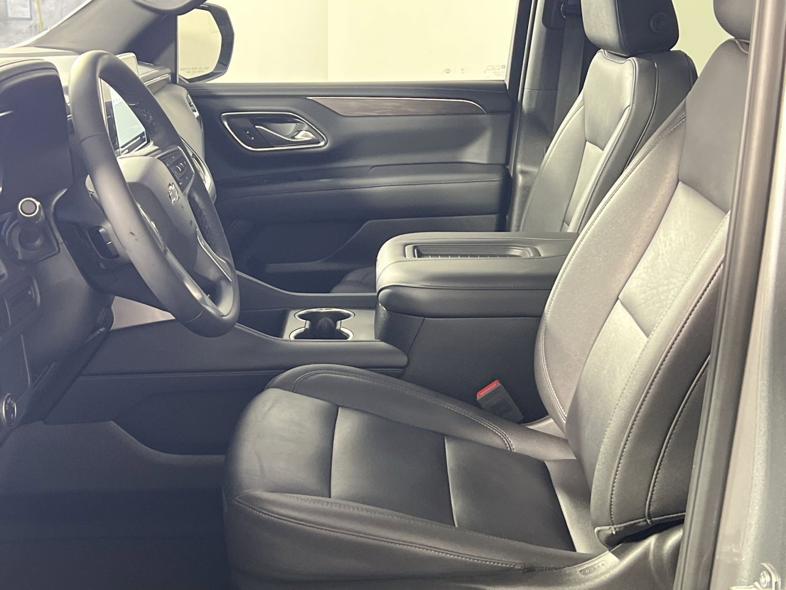 Used 2023 Chevrolet Tahoe Z71 image 13