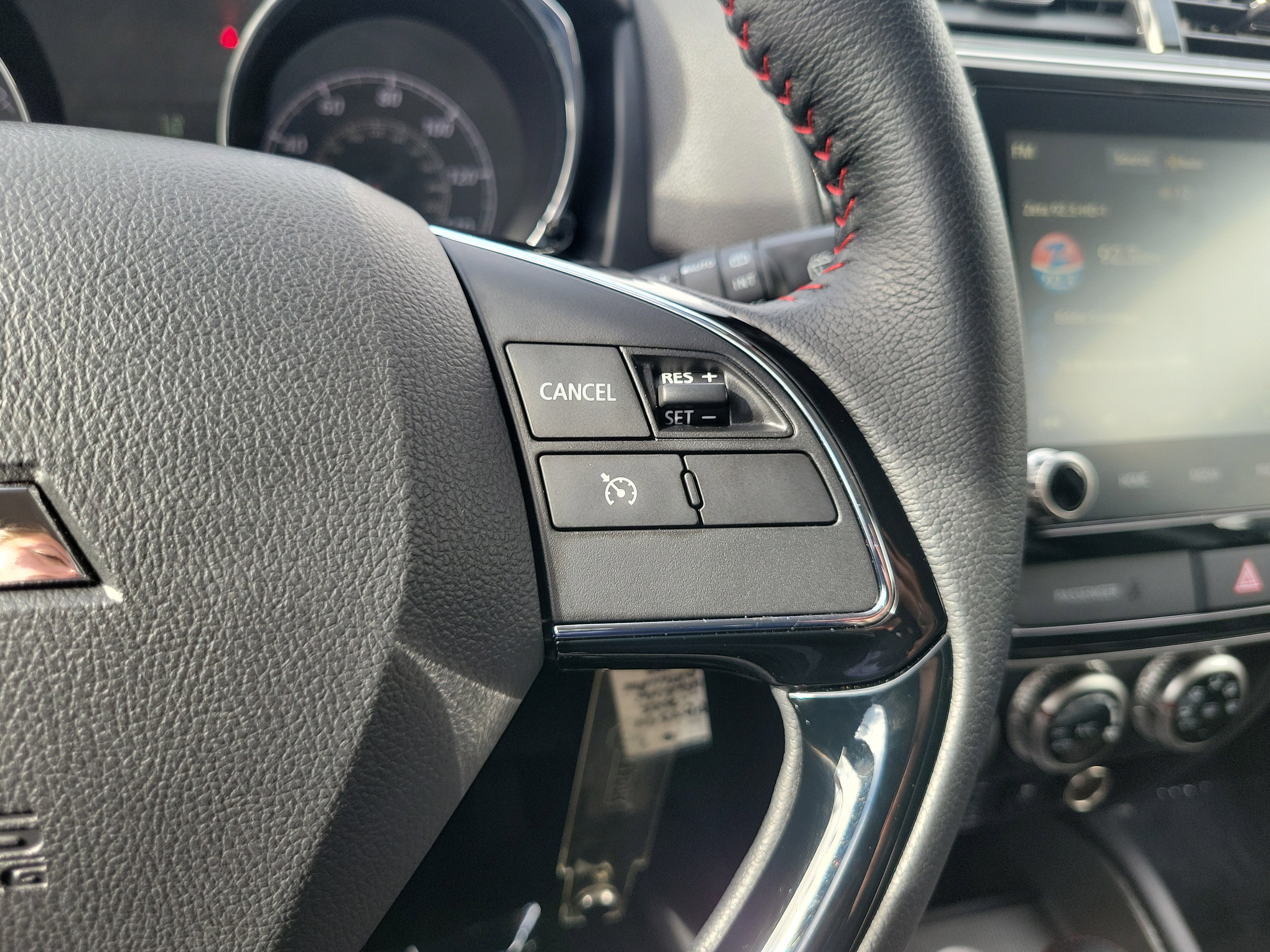 Used 2025 Mitsubishi Outlander Sport LE image 19