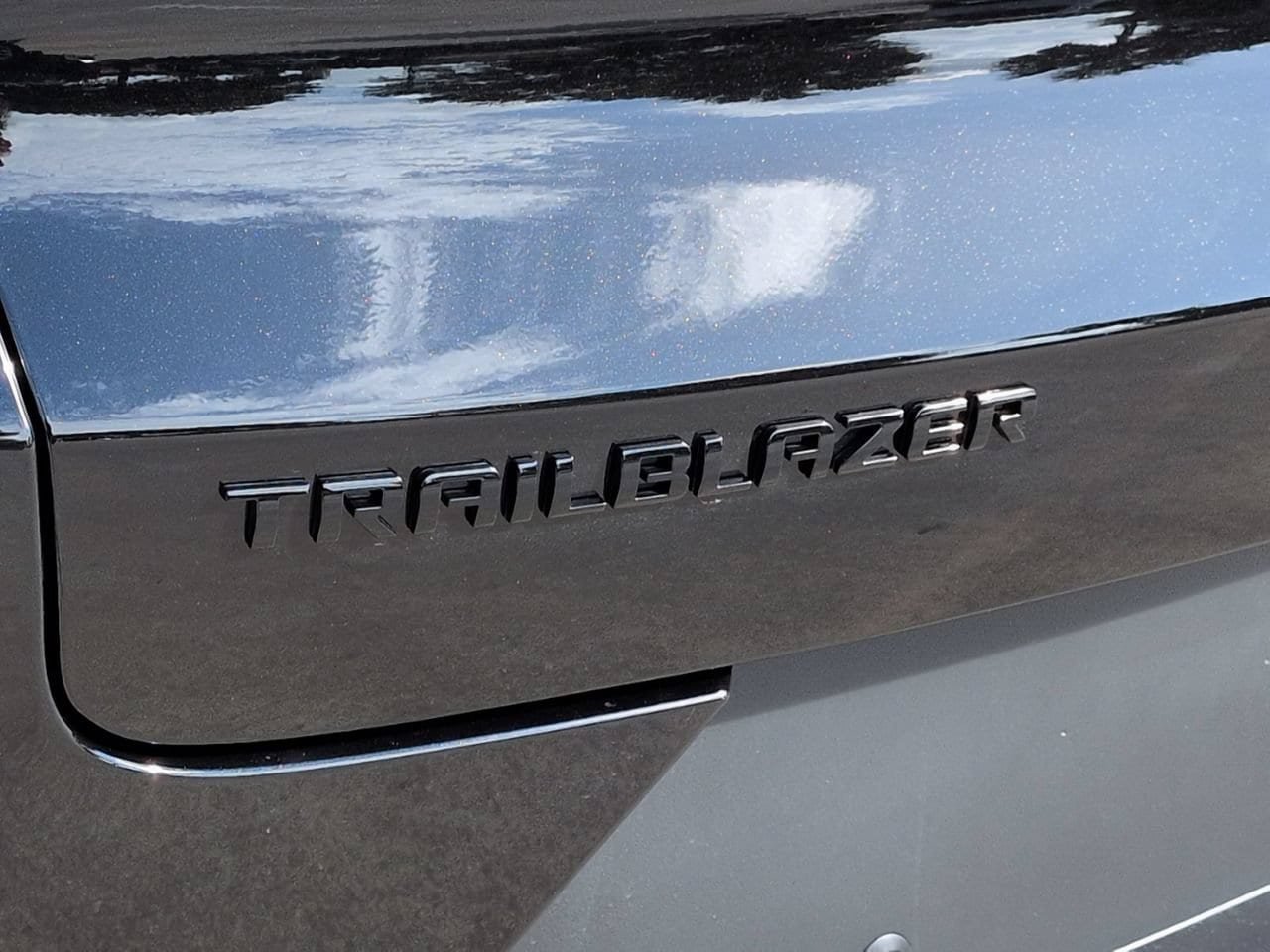 New 2026 Chevrolet TrailBlazer LT w/ Convenience Package FWD image 6
