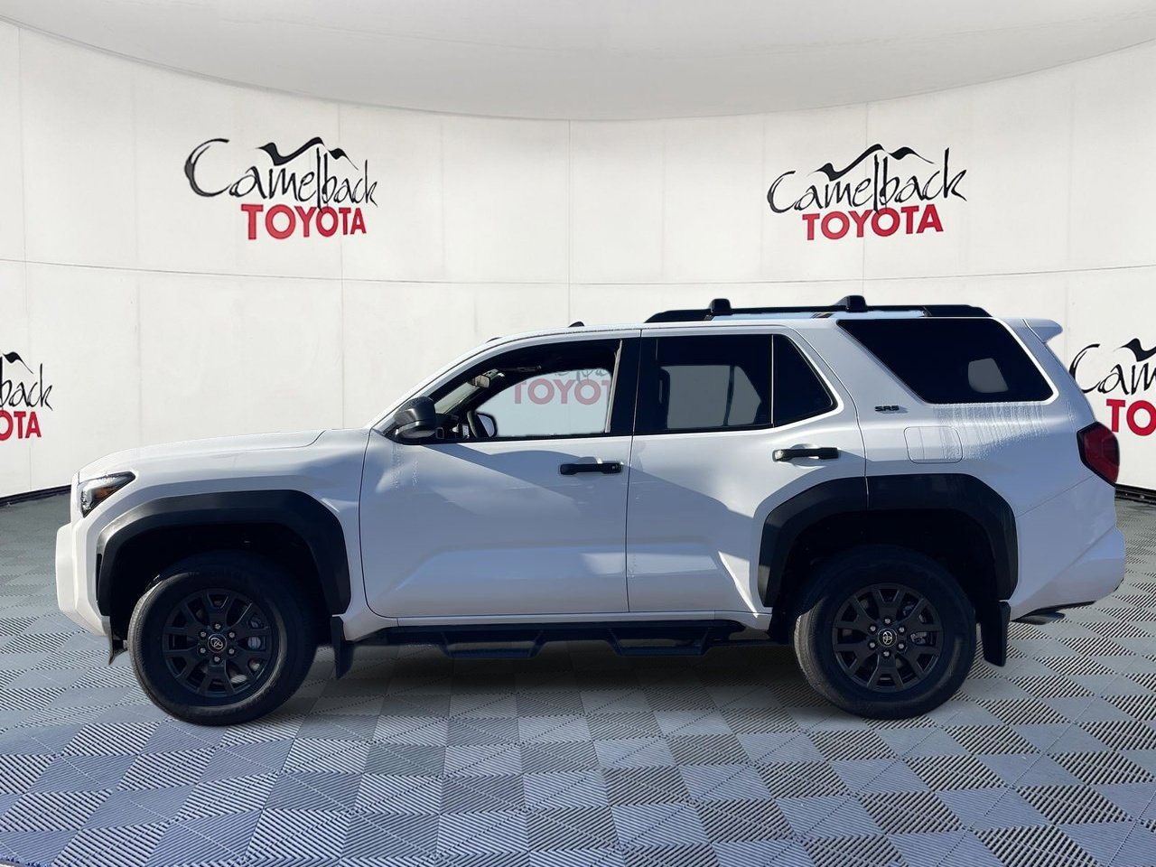 New 2026 Toyota 4Runner SR5 AWD/4WD image 4