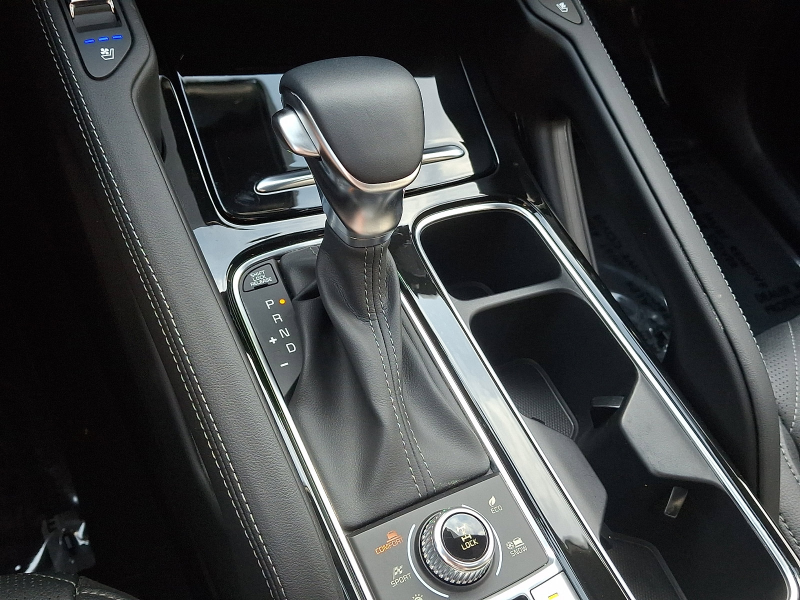 Used 2025 Kia Telluride EX X-Line AWD/4WD image 15