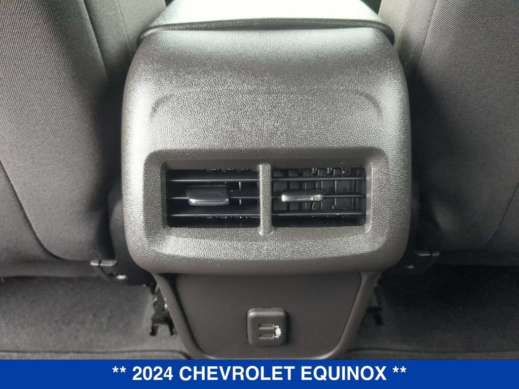 Used 2024 Chevrolet Equinox LS w/ LS Convenience Package AWD/4WD image 18
