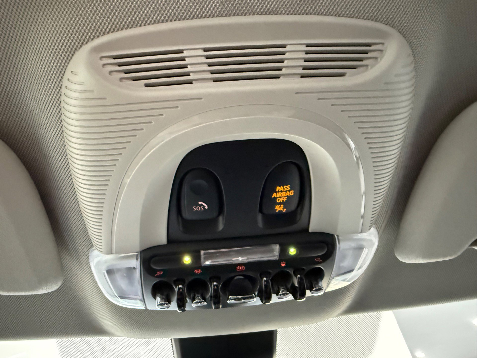 Used 2023 MINI Cooper Countryman S w/ Signature Upholstery Package image 39