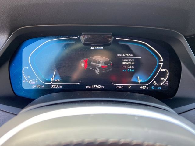 Used 2023 BMW X5 xDrive45e w/ Executive Package image 15