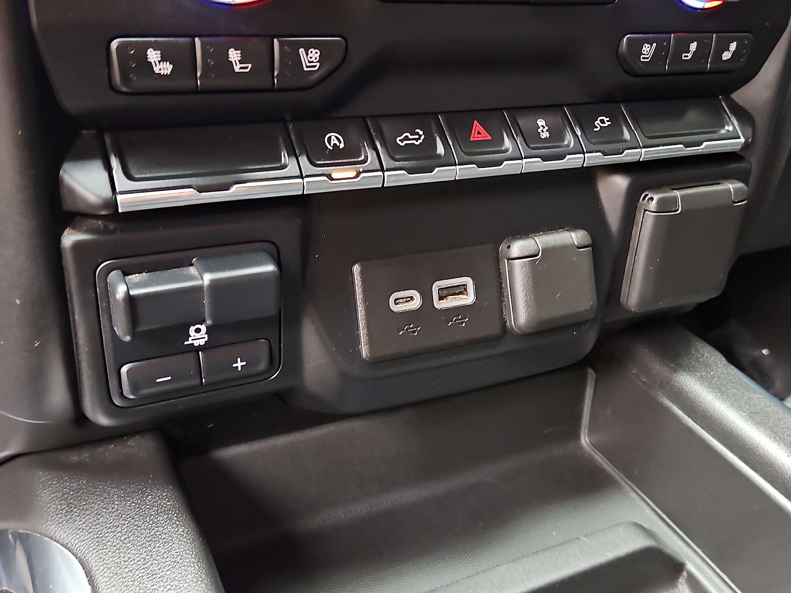 Used 2020 GMC Sierra 1500 SLT w/ SLT Convenience Package AWD/4WD image 22
